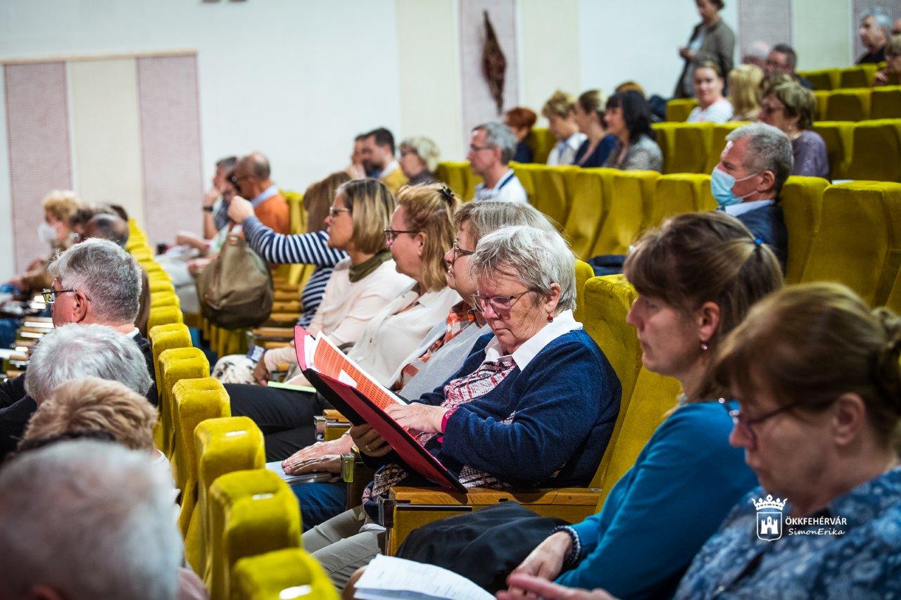 Belgyógyászati konferencia a Fehérvári Civil Központban