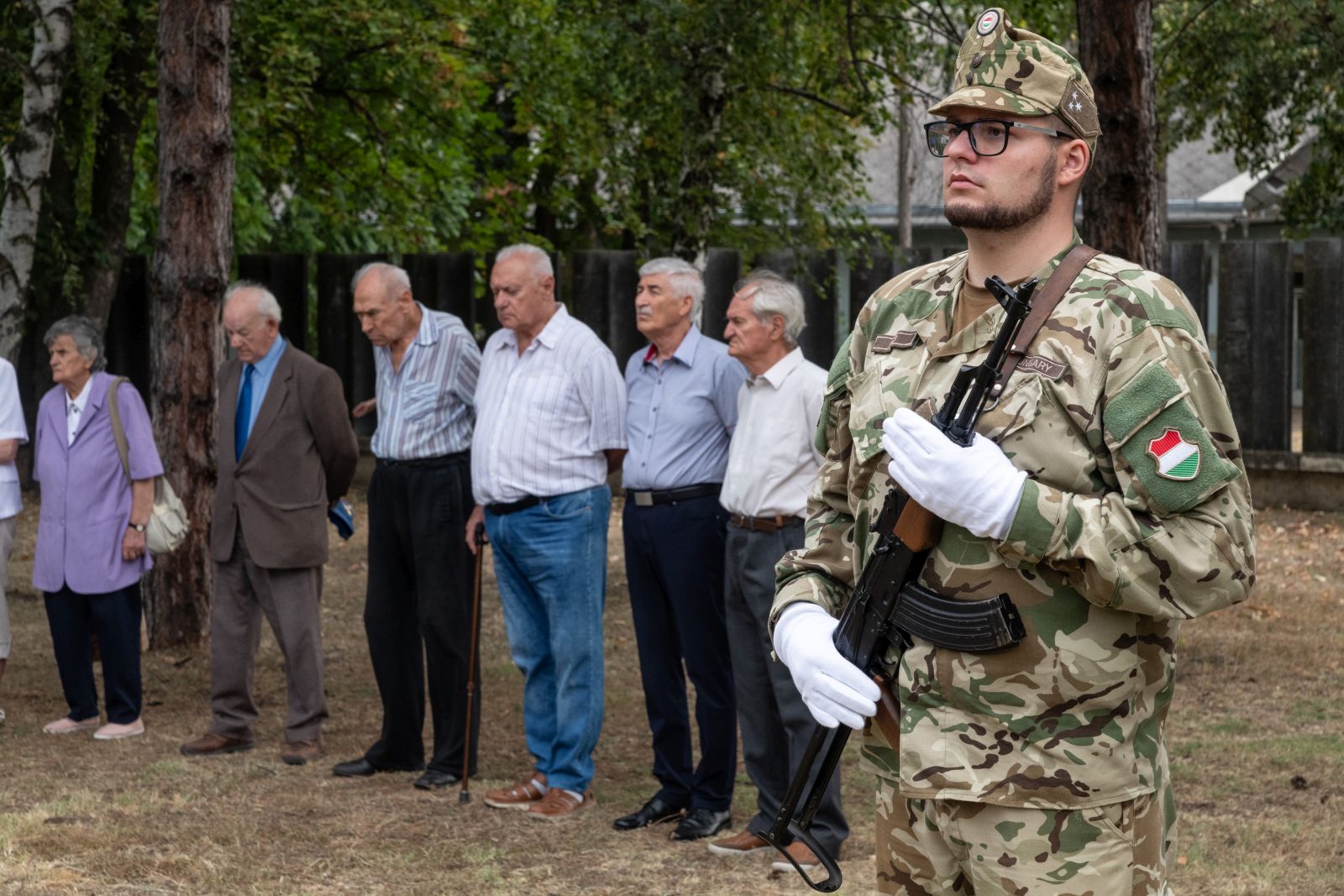 Repülős veteránok koszorúzása a Vásárhelyi úton