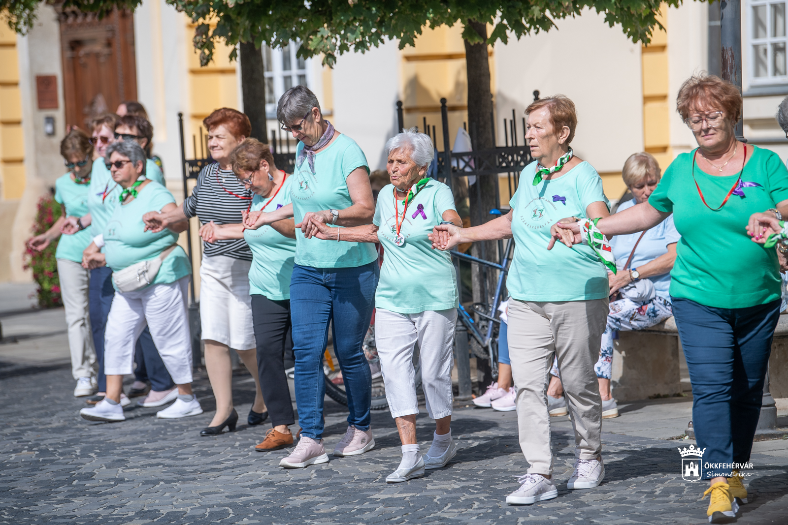 Felvonulás és örömtánc az Alzheimer világnapján