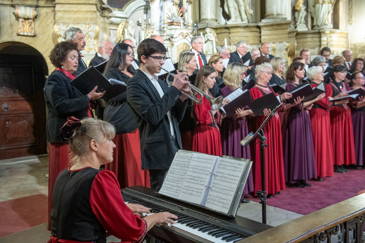 Szent István Országa kórustalálkozó a Szent Imre templomban