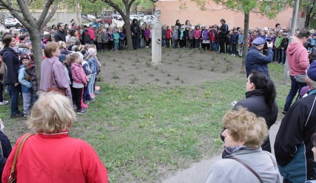 Rímröppentő versünnep és vetélkedő – így ünneplik a városban a magyar költészet napját