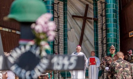 Püspöki szentmisét tartanak az elesett katonákért a Don kápolnánál