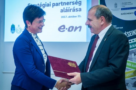 Stratégiai partner lett az E.ON és az Óbudai Egyetem Alba Regia Műszaki Kara