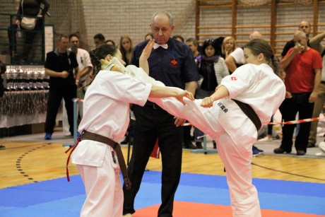 Komplett fehérvári karate-víkend volt Vácon