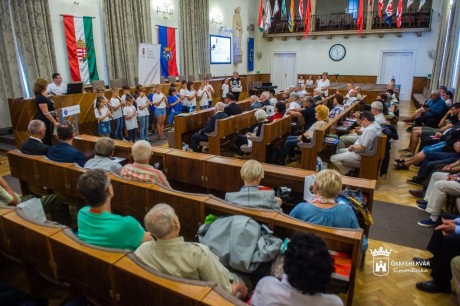 A legidősebb és a legfiatalabb olimpiai bajnok is tiszteletét tette a Városházán