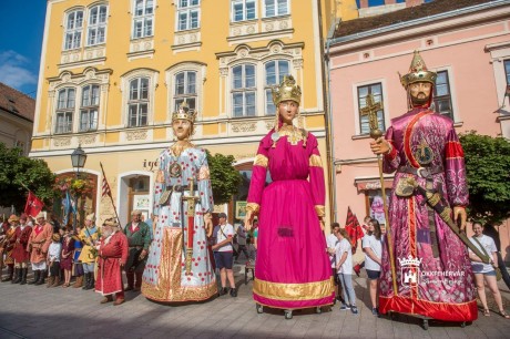 II. András koronázása és élete elevenedik meg az idei szertartásjátékon