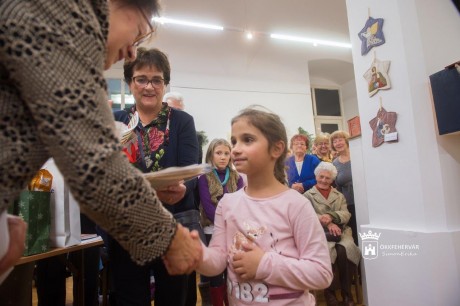 Betlehemi szép csillag - 48 betlehemet állítottak ki Székesfehérváron