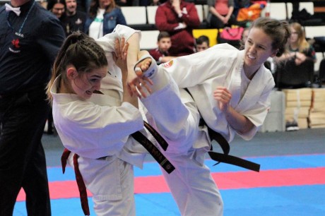 A Fehérvár Karate Akadémia versenyzője, Dezső Kata ezüstérmet szerzett az ob-n