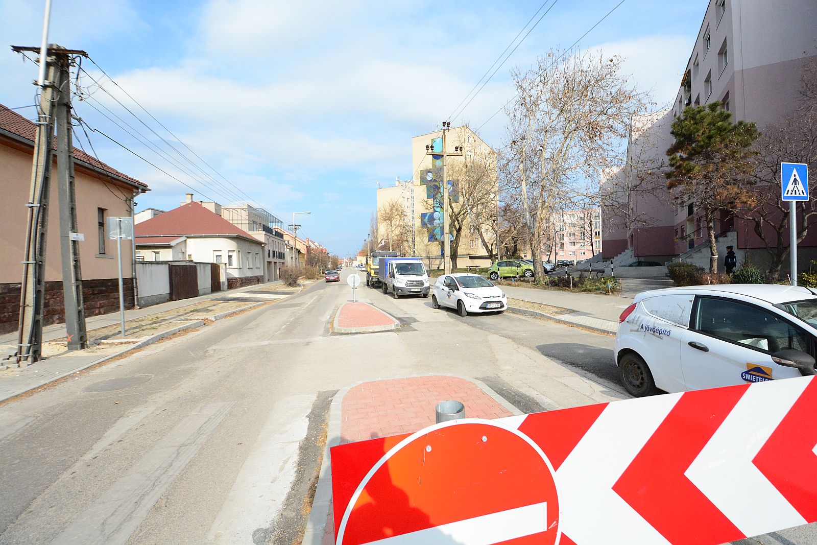 Jövő héten aszfaltoznak a Berényi és a Zombori úton is