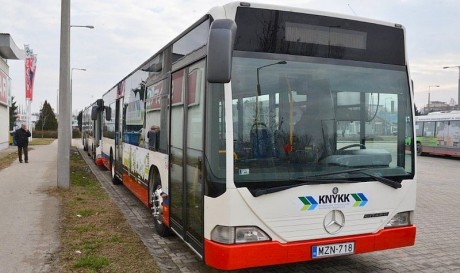 Volánbusz tájékoztatás - felfüggesztették az első ajtós felszállást Fehérváron is