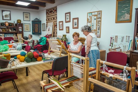 Elkezdődtek a felnőtt táborok a Rác utcában a fehérvári kézművesekkel