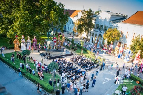 Szent István-napi ünnepi közgyűlés - „..az emberek számára maradandót csak a tettek alkothatnak.”