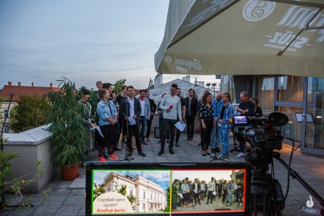 Sikert aratott a Rooftop party a színház tetőteraszán