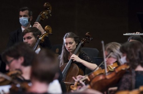 Magyar Requiem az emlékezés napján az Alba Regia Szimfonikus Zenekarral