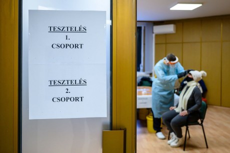 Székesfehérváron is tesztelték a gyermekvédelemben és a szociális alapellátásban dolgozókat