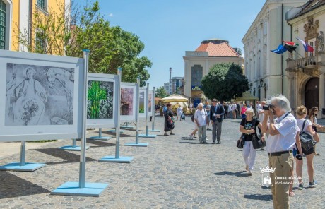 Közelebb Istenhez a mindennapokban – az MMA szabadtéri kiállítását köszöntötték