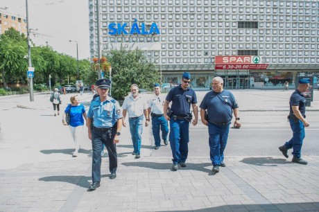 Hajléktalan-helyzet  - rendszeresen ellenőrzik a Skála környéki utcákat és tereket