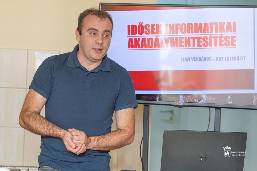 Időskori informatikai akadálymentesítés - hogy ne legyen akadály!