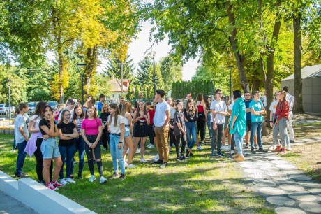 Még lehet jelentkezni a Velencei-tavi Gyermek és Ifjúsági Táborba