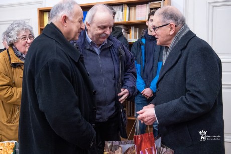 Van hűség, szolgálat és rengeteg csoda útközben