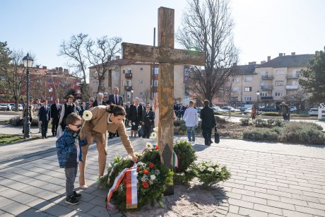 A lengyel-magyar barátság napját ünneplik csütörtökön, a Jávor Ottó téren