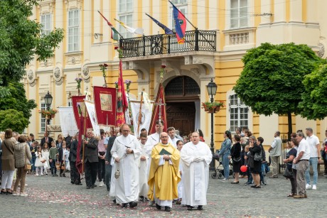 Úrnapi körmenet - Krisztus Szent Testének és Vérének főünnepe a Belvárosban