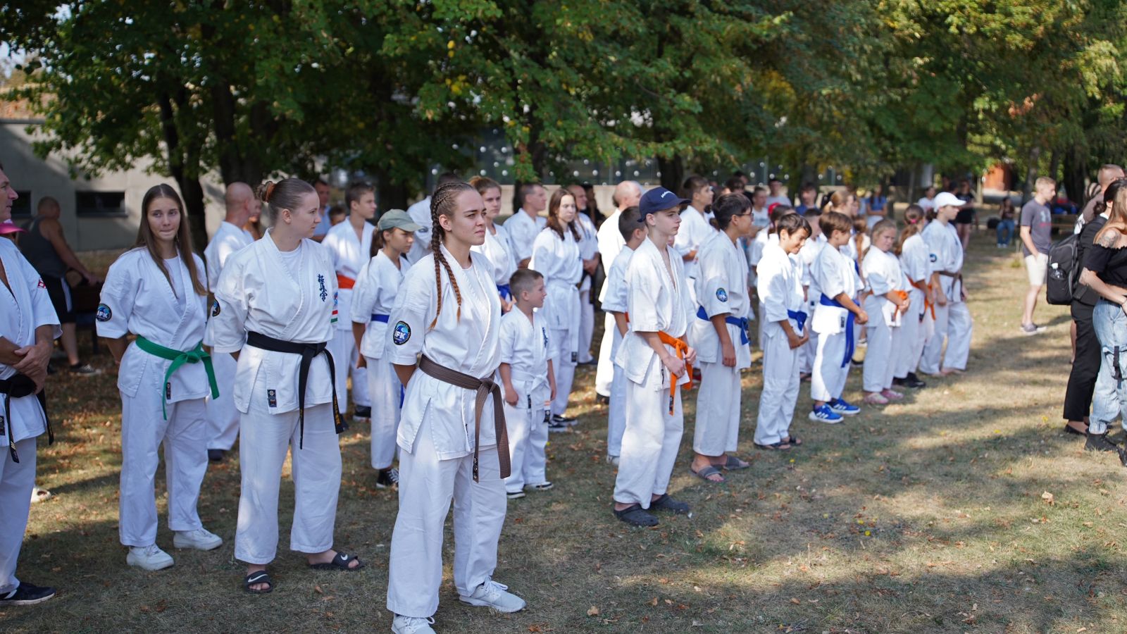 Történelmi korok, látványos bemutatók, sport és honvédelem Gorsiumban