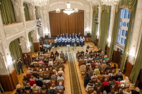 Koncerttel ünnepelte jubileumát a negyedszázados Szent György Kórus