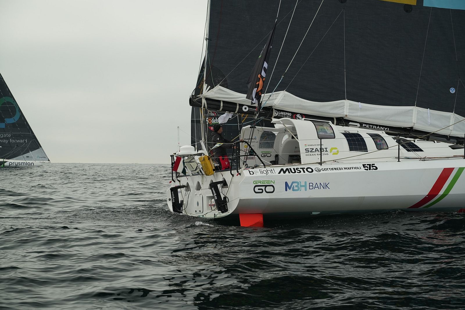 Fa Nándor nyomdokain - elrajtolt Weöres Szabolcs a  Vendée Globe-on