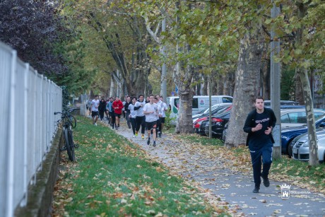 Movember 2024: Kétszáz diák futott, hogy felhívja a férfiak figyelmét a szűrés fontosságára