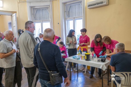 Ingyenes szűrőnapot rendeztek a férfiak egészségéért a CSNK-ban