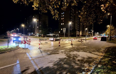 Csőtörés miatt van részleges lezárás a Gáz utca – Sarló utca csomópontjában