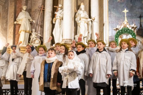 Tisztán csengő kodályos gyermekhangok a Szent Imre templomban